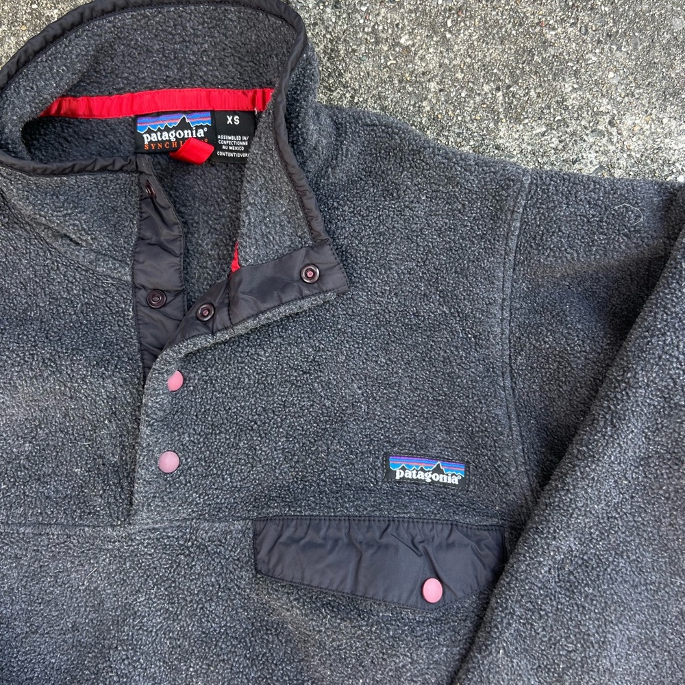 Patagonia quarter button!